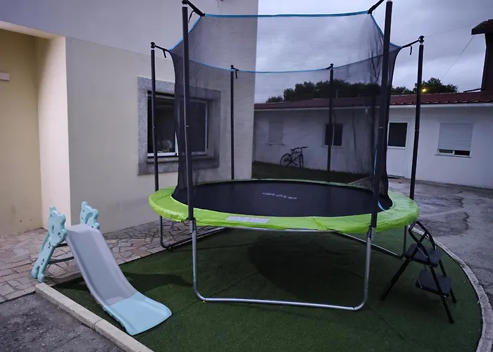 Relax & Pool Дом отдыха